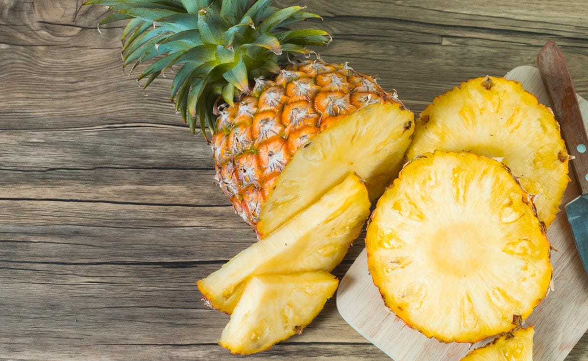 Pineapple (अनन्नास). 1 pics.