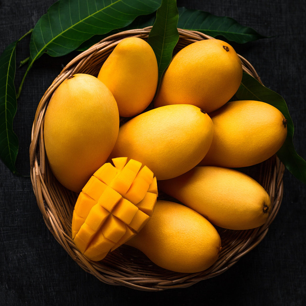 Mango (आम).   500g